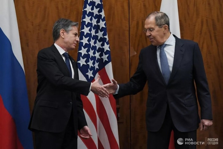 Para Menlu Rusia dan AS Adakan Pembicaraan Telepon tentang Situasi Ukraina - ảnh 1