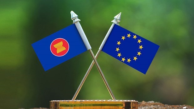 ASEAN dan Uni Eropa Berkomiten Perkuat Kerja Sama - ảnh 1