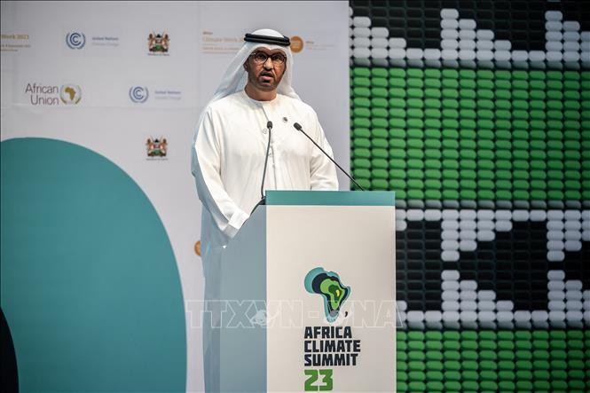 Ketua COP28 Peringatkan Bahaya Kegagalan dalam Penyelesaian Target-Target Iklim - ảnh 1