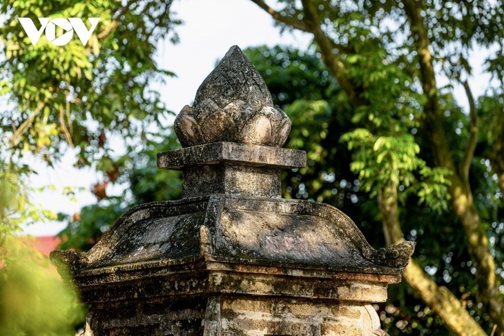 Uniknya Pagoda yang Memiliki Lebih dari 30 Menara di Provinsi Hai Duong - ảnh 9