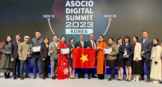 Kota Ho Chi Minh Meraih Penghargaan ASOCIO 2023 tentang Pemerintahan Digital yang Terkemuka - ảnh 1