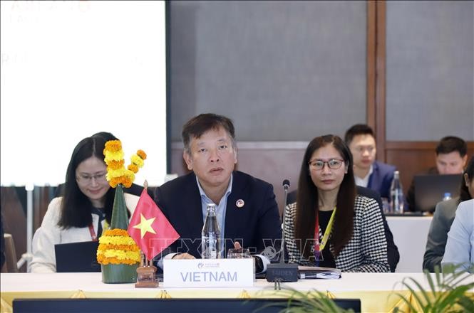 Dubes Vu Ho: Hasil Konferensi Terbatas Menlu ASEAN “Janjikan Satu Tahun Kerja Sama ASEAN yang Bergelora dan Substansial” - ảnh 1