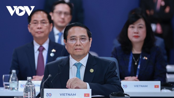 PM Vietnam, Pham Minh Chinh Rekomendasikan Tiga Terobosan dan Tiga Penguatan untuk Hubungan ASEAN-Australia - ảnh 1