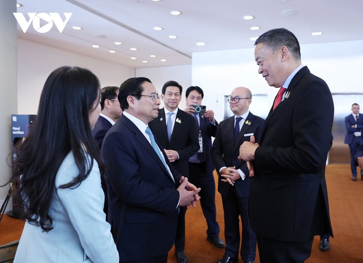 PM Vietnam, Pham Minh Chinh Lakukan Pertemuan dengan Pemimpin Negara-Negara Sehubungan dengan Kehadiran pada KTT Istimewa Peringatan HUT ke-50 ASEAN-Australia  - ảnh 2