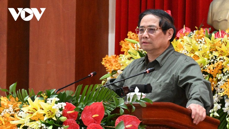 PM Vietnam, Pham Minh Chinh Lakukan Temu Kerja dengan Badan Harian Komite Partai Provinsi Tien Giang - ảnh 1