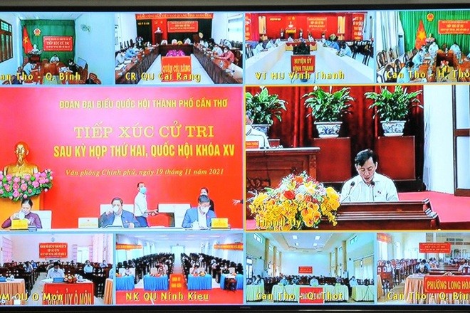 Perdana Menteri Pham Minh Chinh Adakan Pertemuan dengan Para Pemilih di Kota Can Tho - ảnh 1