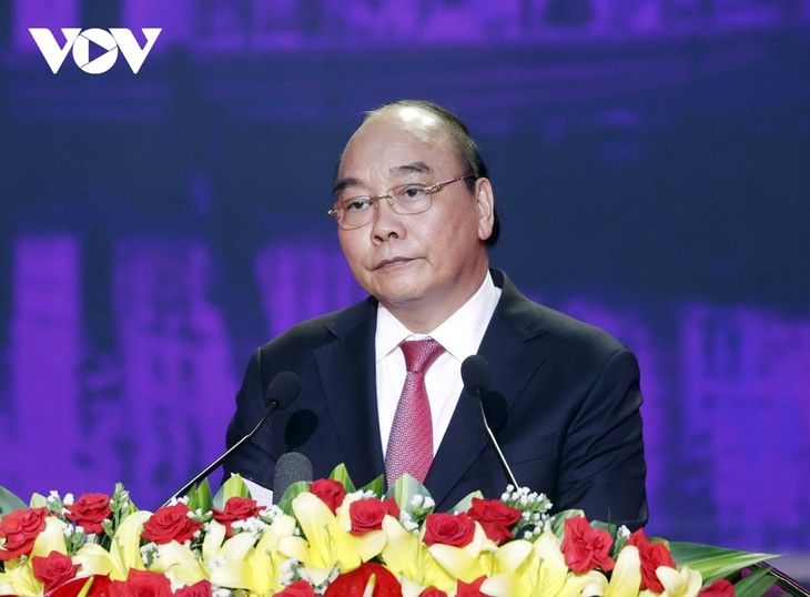 Presiden Nguyen Xuan Phuc Menghadiri Peringatan 550 Tahun Nama Quang Nam - ảnh 1