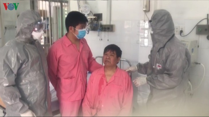 大水镬医院治疗中国新冠肺炎患者的故事 - ảnh 1