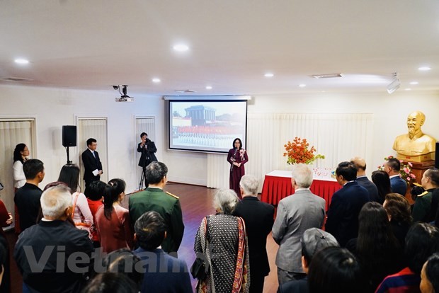 越南驻澳大利亚大使馆举行活动庆祝越南国庆75周年 - ảnh 1