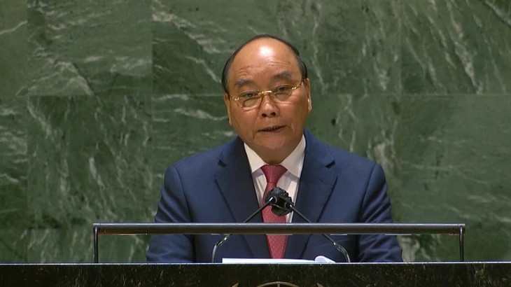 越南国家主席阮春福在联合国大会上发表讲话：呼吁合作战胜新冠肺炎疫情 - ảnh 1