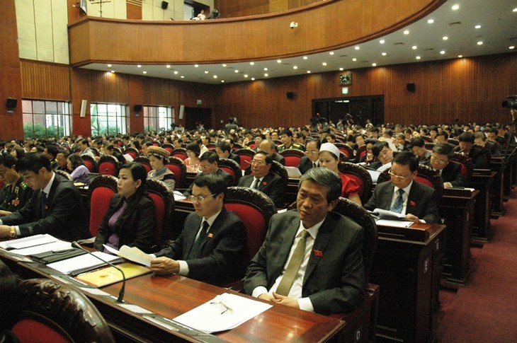 NA deputies discuss the revised Law on Water Resource   - ảnh 1