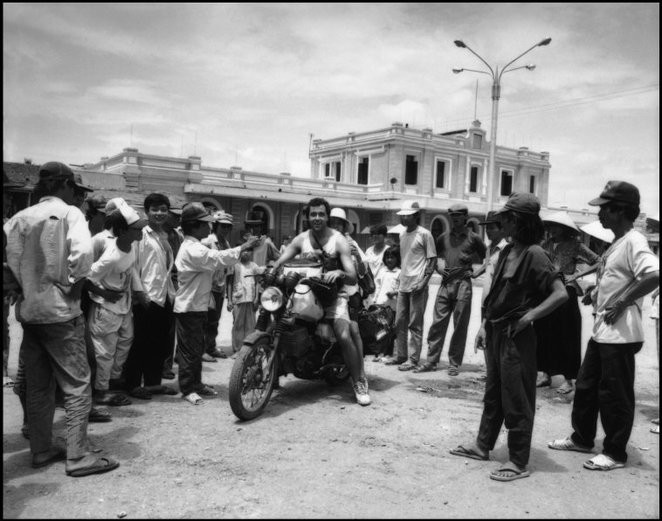 Vietnamese life in the 1990s - ảnh 21