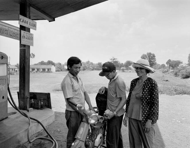 Vietnamese life in the 1990s - ảnh 25