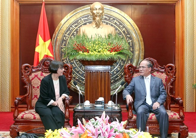 National Assembly Chairman receives Vice President of the Italian Parliament - ảnh 1