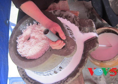 Thanh Tri village holds steamed rice pancake making contest - ảnh 8