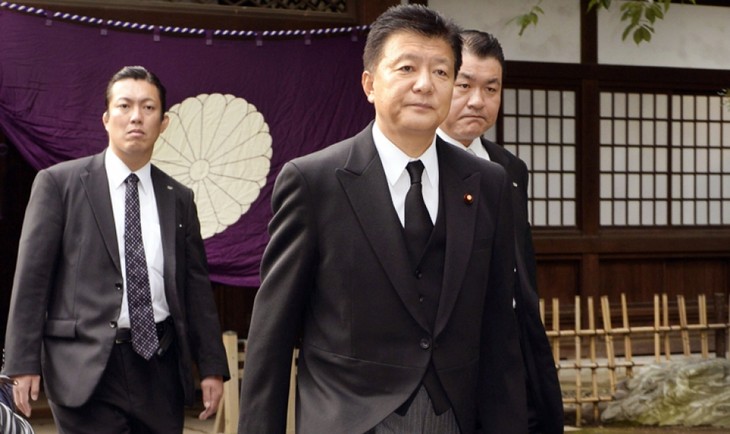 Japanese Minister’s visit to Yasukuni enrages China, South Korea - ảnh 1