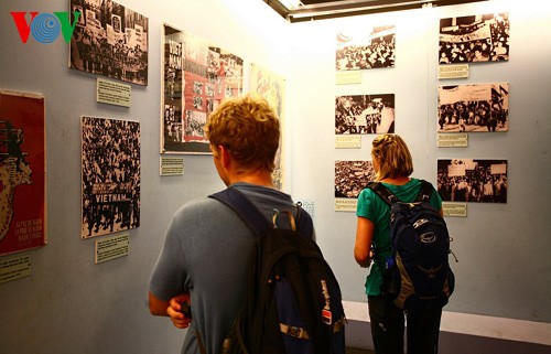 A memorable visit to War Remnants Museum - ảnh 2