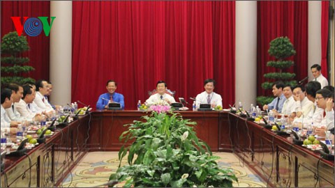 President Truong Tan Sang asks enterprises to reform for international integration - ảnh 1