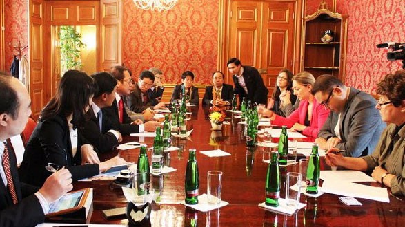  Czech Republic, Vietnam boost communications cooperation - ảnh 1