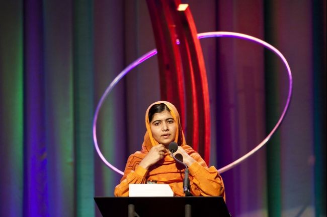 Pakistani teenager wins Nobel Peace Prize  - ảnh 1