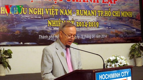 Meeting in Ho Chi Minh city to mark Romania’s 96th National Day - ảnh 1