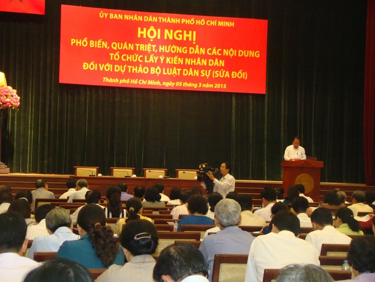 HCM City holds a referendum on the revised Civil Code - ảnh 1