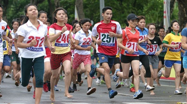 2015 Olympic Day Run launched in Vietnam - ảnh 1