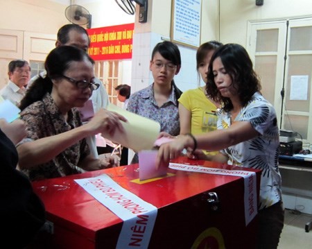 Referendums, people’s opinions of utmost importance - ảnh 1