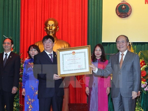 State Treasury receives 2nd class Independence Medal - ảnh 1