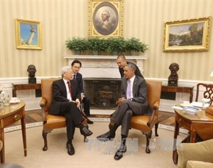Party leader holds talks with US President  - ảnh 1