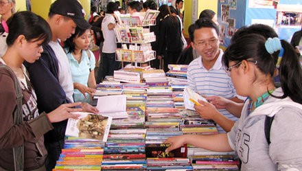 5th international book fair opens - ảnh 1
