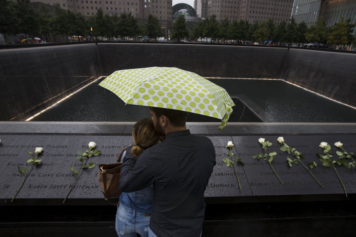 US commemorates 14th anniversary of September 11 attacks - ảnh 1