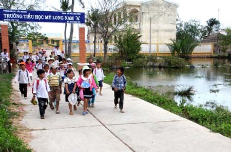 Khmer people contribute land to Tra Vinh’s new rural development  - ảnh 1
