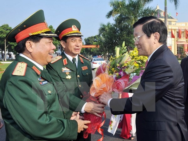 The 1st military zone pledges to boost people based national defense - ảnh 1