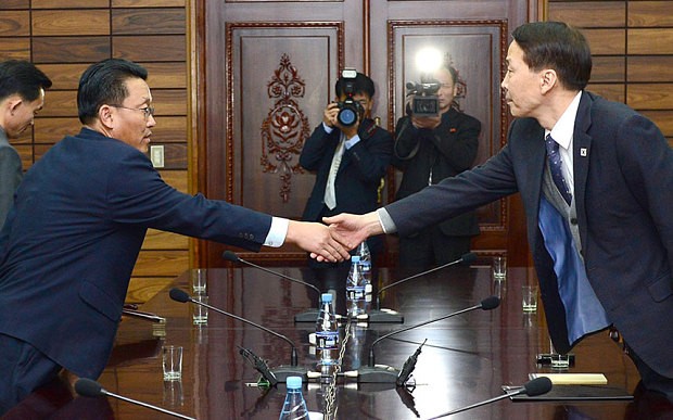 Two Korean officials meet to pave way for high-level dialogue - ảnh 1