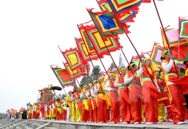 Festival to fete King Kinh Duong Vuong in full swing - ảnh 1