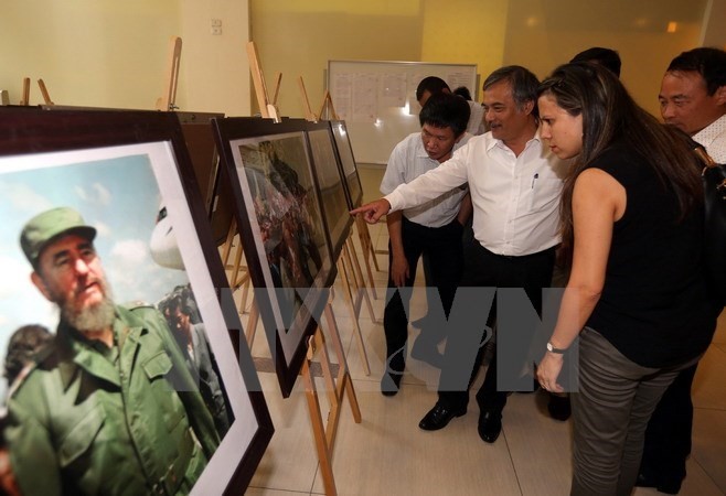 VNA launches Vietnam-Cuba photo exhibition  - ảnh 1
