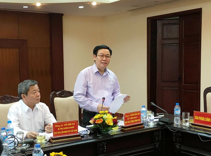 Deputy PM Vuong Dinh Hue suggests more incentive credits for cooperatives - ảnh 1