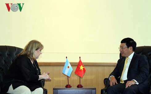 Deputy PM Pham Binh Minh hold bilateral meetings at 71st session of UN General Assembly - ảnh 1