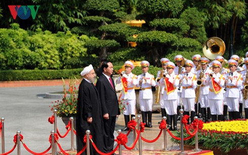 Vietnam, Iran issue joint statement on Iran President’s visit - ảnh 1