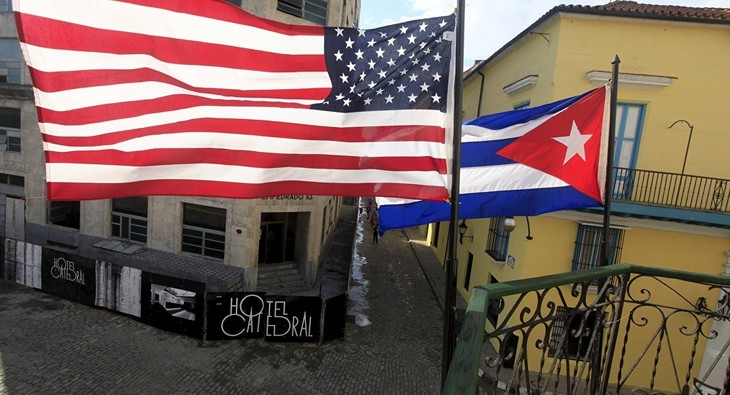 US Diplomats fly to Havana for human rights dialogue with Cuban officials - ảnh 1