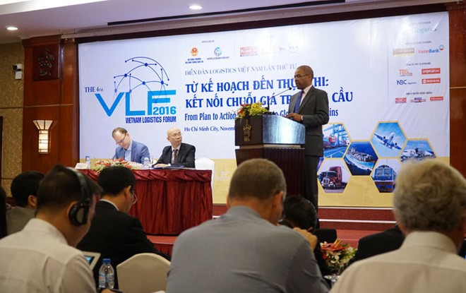 Vietnam develops sea and air logistics service - ảnh 1