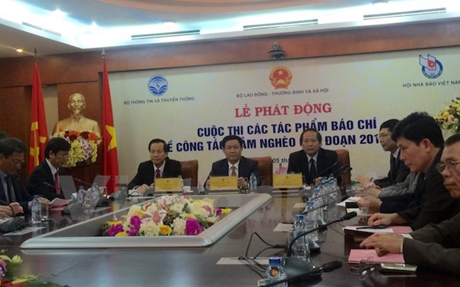 Competition for press stories on poverty reduction launched - ảnh 1