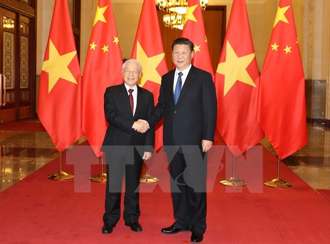 Party leader Nguyen Phu Trong holds talks with Chinese Party leader and President Xi Jinping - ảnh 1
