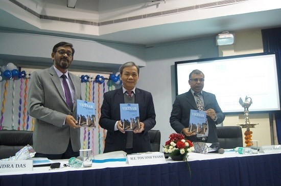 Book on Vietnam’s economic development debuts in India  - ảnh 1