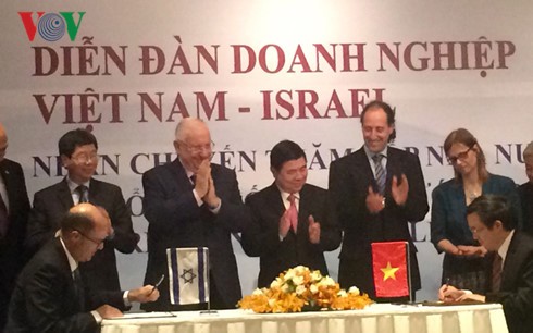 Israeli President Reuven Rivlin visits Ho Chi Minh City - ảnh 1