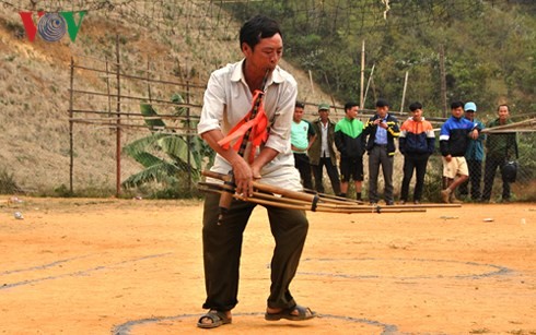 Khen panpipe, a cultural value of the Mong - ảnh 2