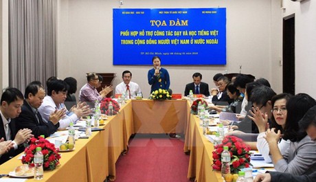 Seminar on learning Vietnamese for overseas Vietnamese - ảnh 1