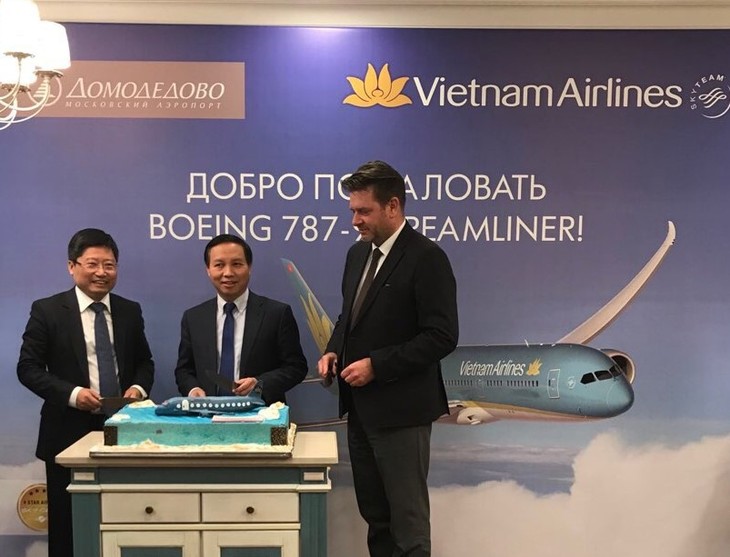 Vietnam Airlines deploys Boeing Dreamliner for Hanoi-Moscow route - ảnh 2