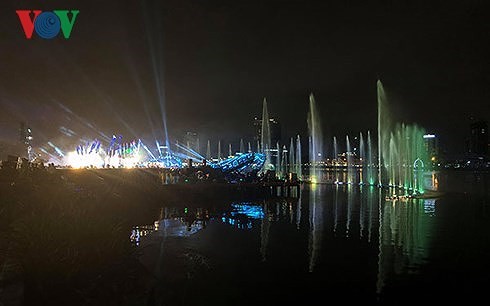 Da Nang International Fireworks Festival opens - ảnh 1